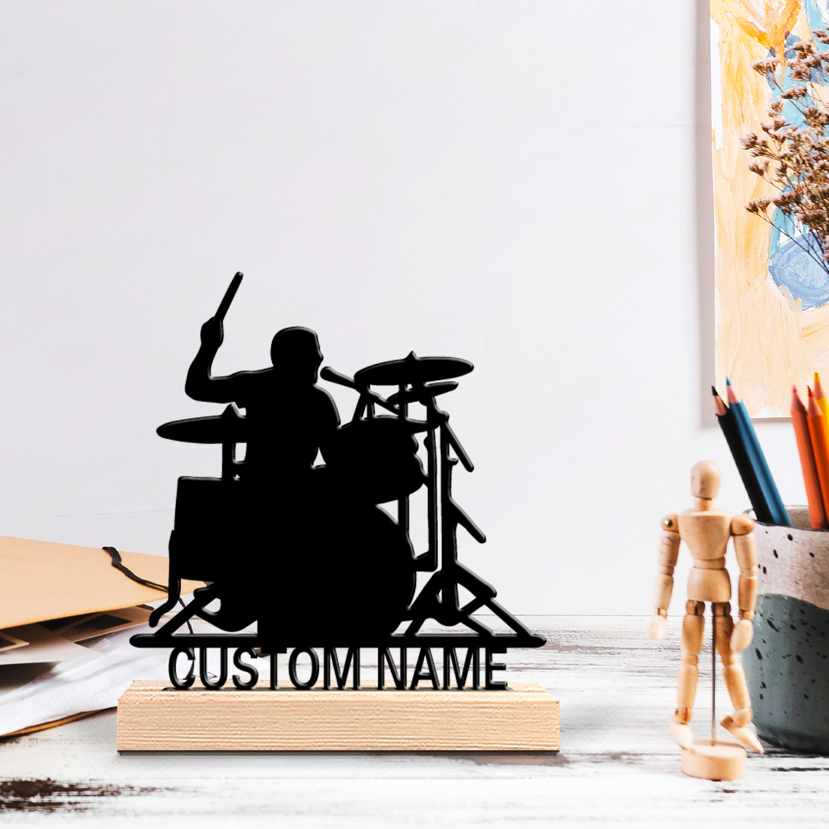 Engraved Wood Frame - Estatuas de metal personalizadas y elegantes