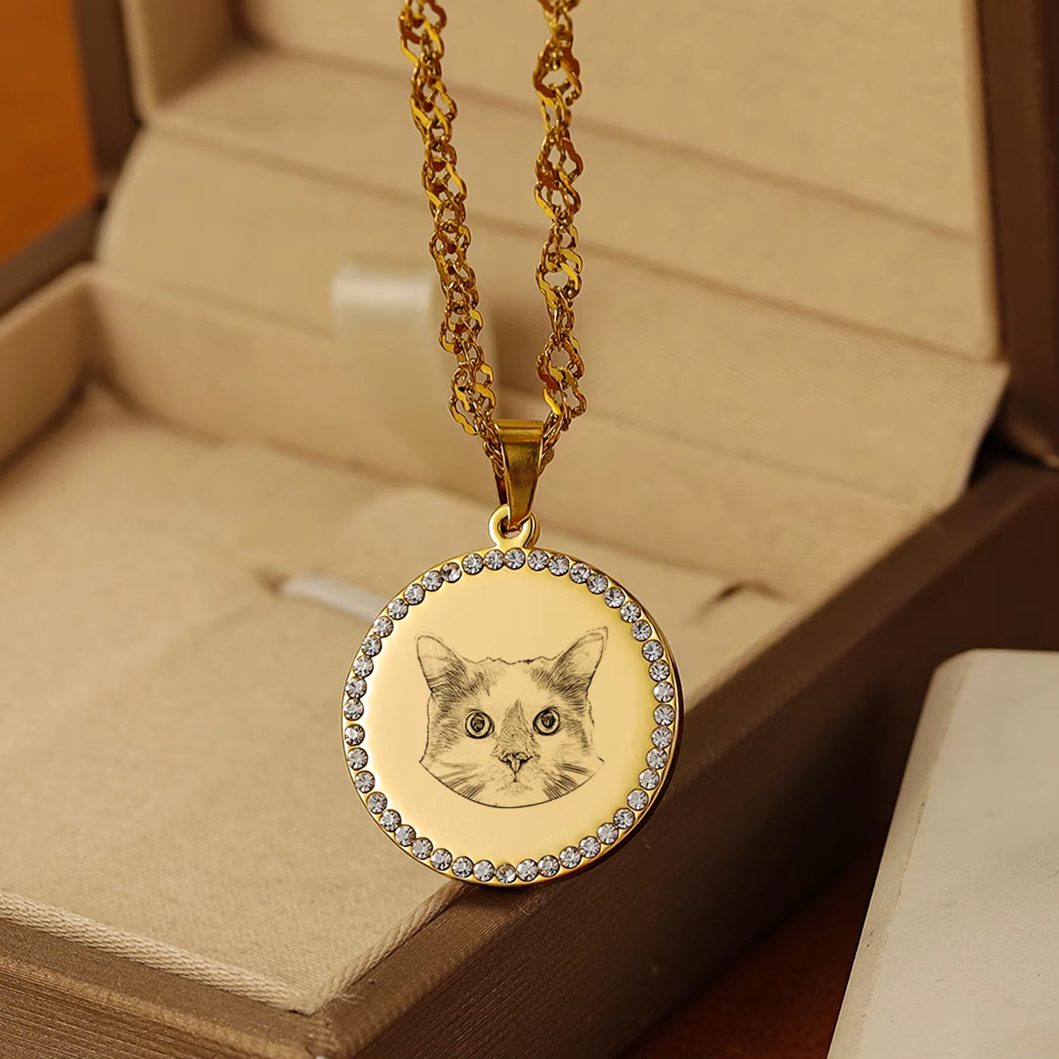 Pet Portrait Custom - Collar con disco con foto grabada