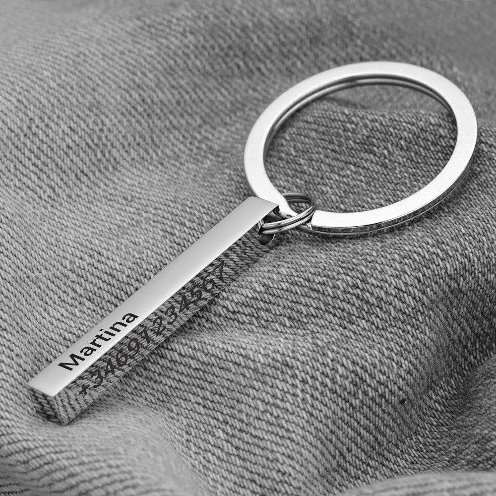 Llaveros personalizados de ace - Initial Ring Custom reseña y precio
