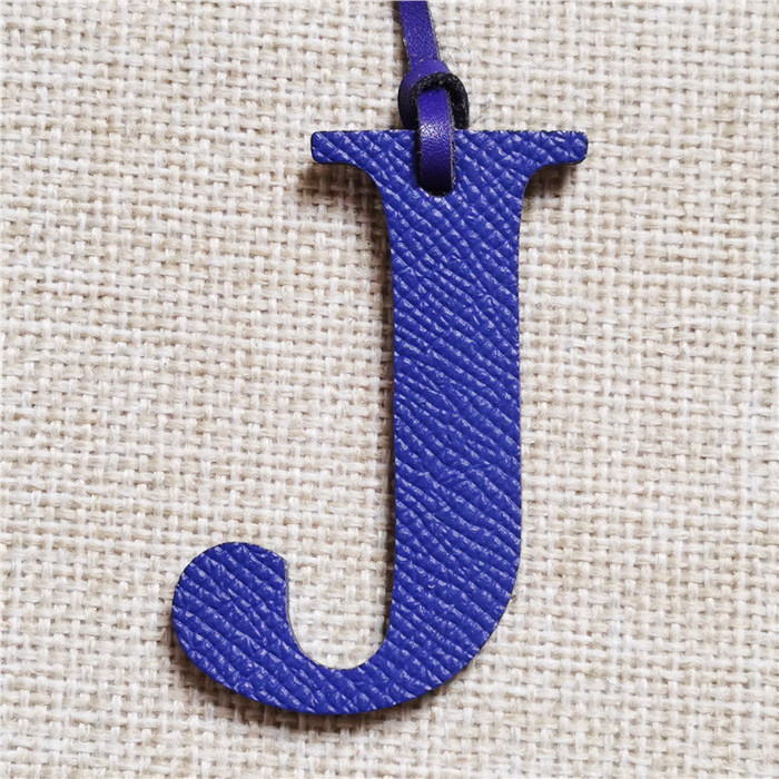 Letra en inglés H I J K L M N  - Monogram Keychain Leather reseña y precio