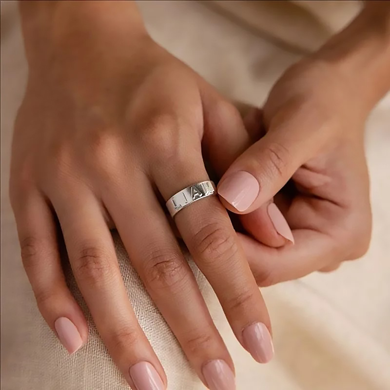 Anillo con nombre personalizad - Initial Ring Custom reseña y precio