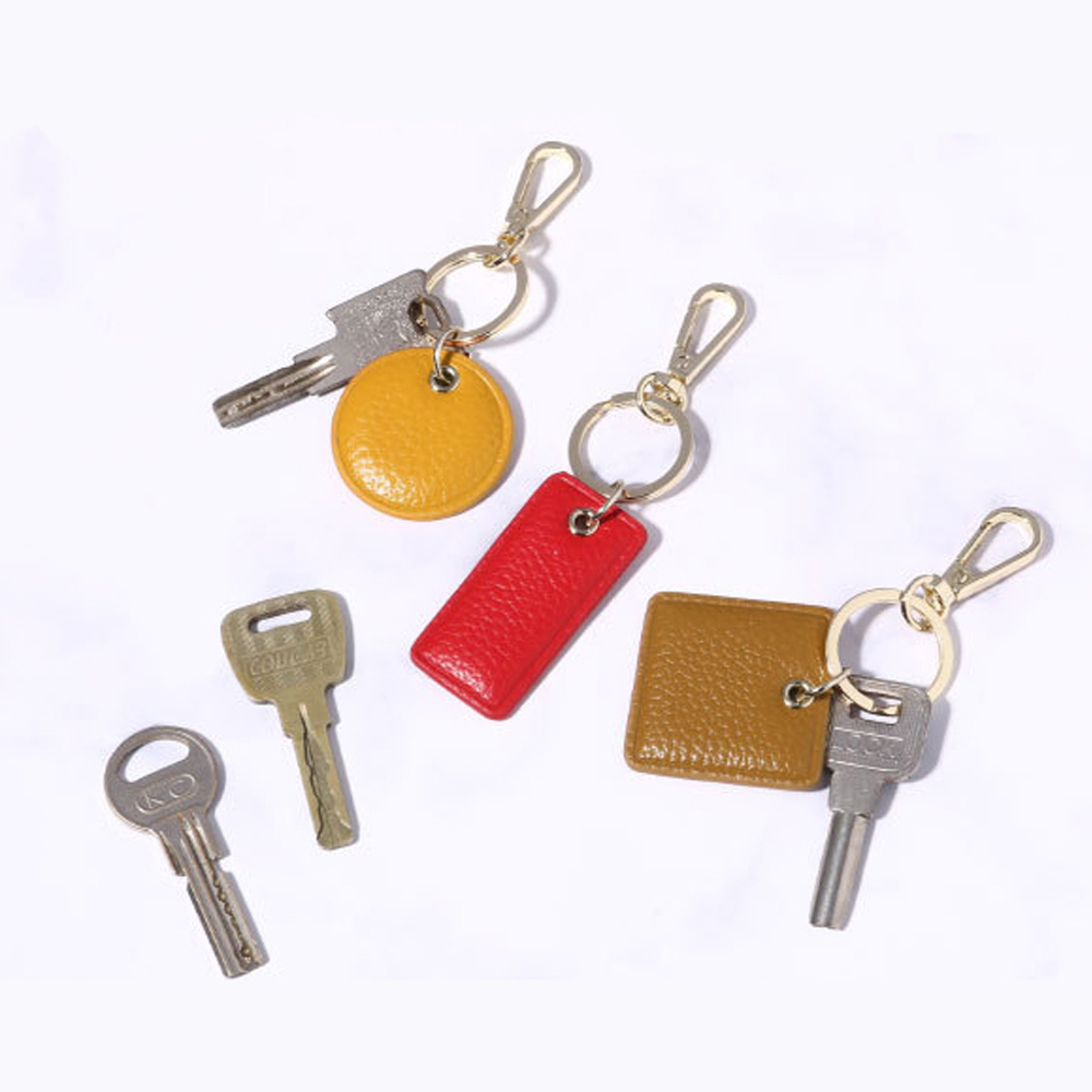 LLavero de cuero con letras pe - Monogram Keychain Leather reseña y precio